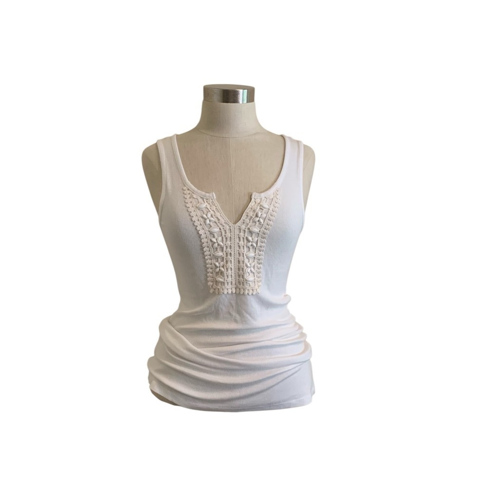 White Sleeveless Tank with Lace Detail - Picture 6 of 9